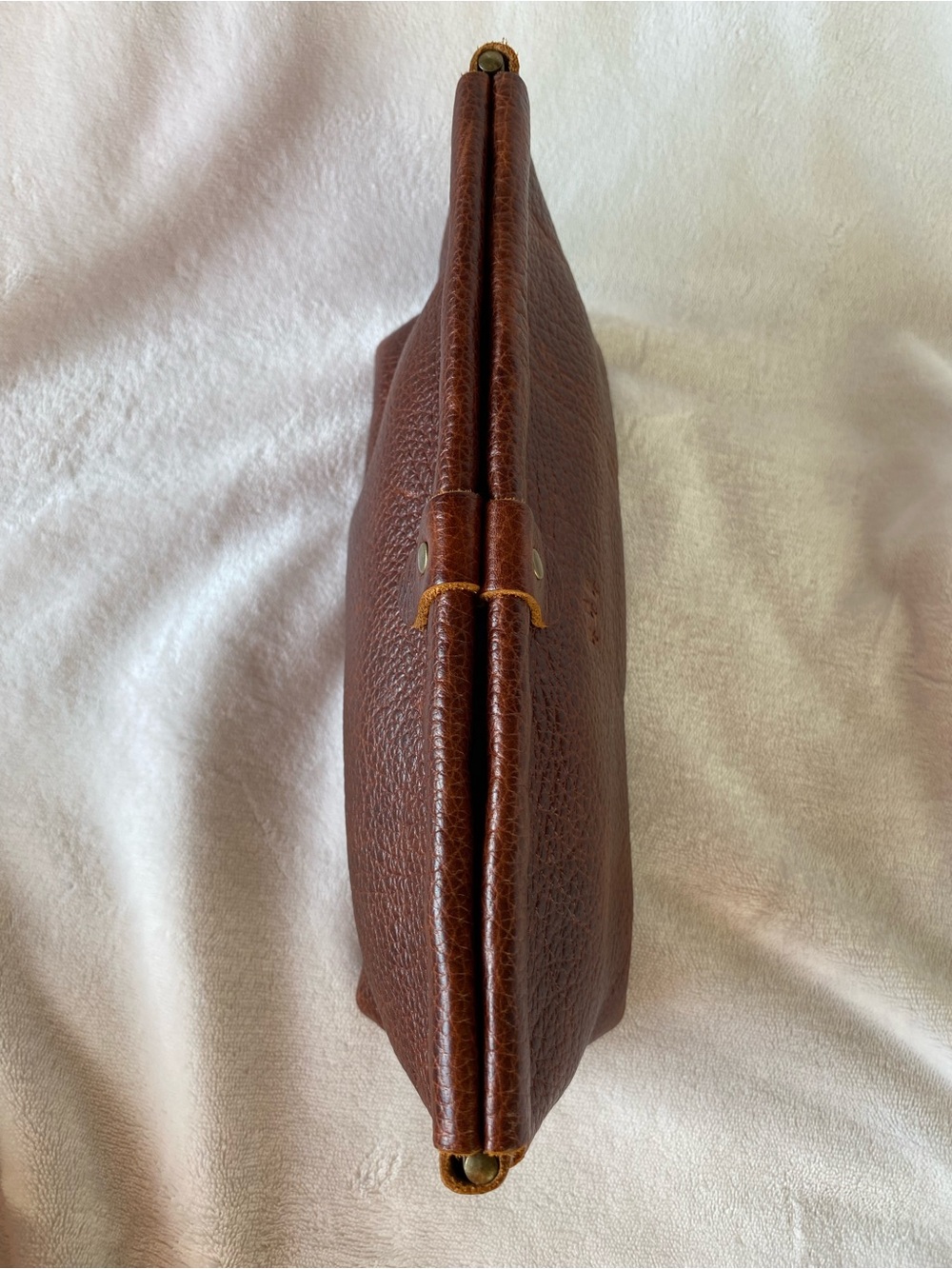 Portland Leather Goods Nutmeg Famed Frame Pouch - Picture 7 of 7